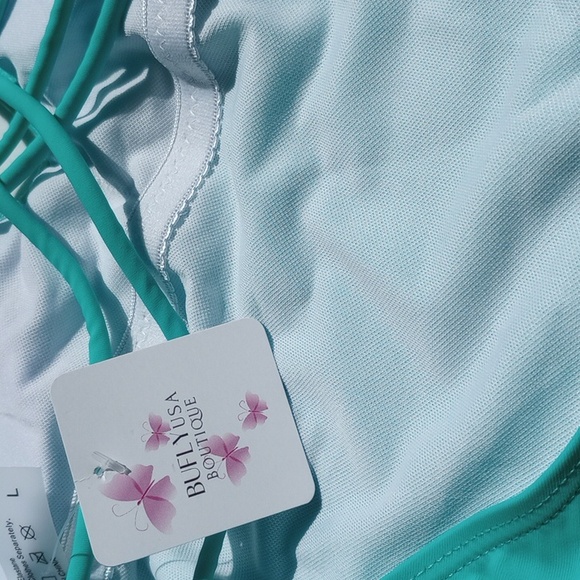 One-piece swimsuit with cross back. - Picture 16 of 17